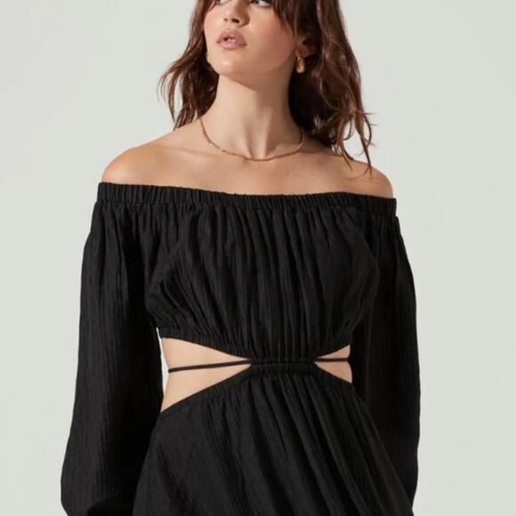 ASTR The Label Cassian Off The Shoulder Cut Out Dress Size Small - Picture 5 of 9